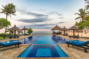 Villa Bukti Paradise- Captivating Beachfront Villa